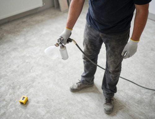 Die Kunst der Untergrundvorbereitung: Warum die Grundierung das Fundament für perfekte Bodenbeläge ist