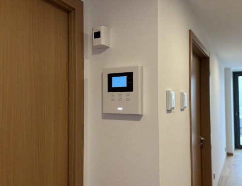 Auswahl geeigneter Komponenten (Sensoren, Zentralen, Melder) im Handlungsfeld Planung und Beratung des Gewerks Alarmanlagen